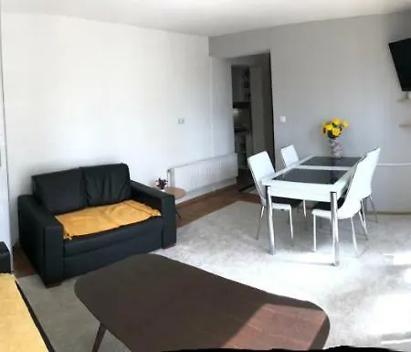 Σαλέ House Vlasic